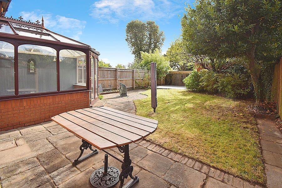 Property photo 2 of 16