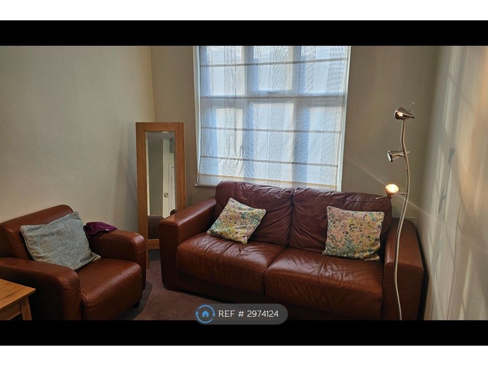 Property photo 3 of 24