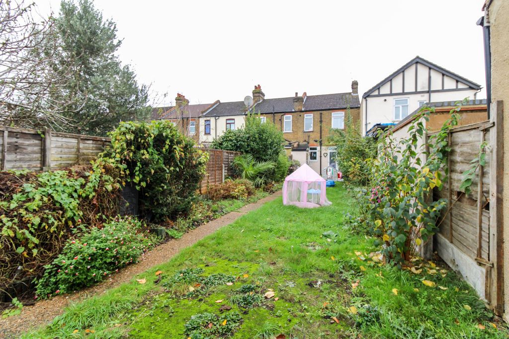 Property photo 2 of 11 Rear Garden