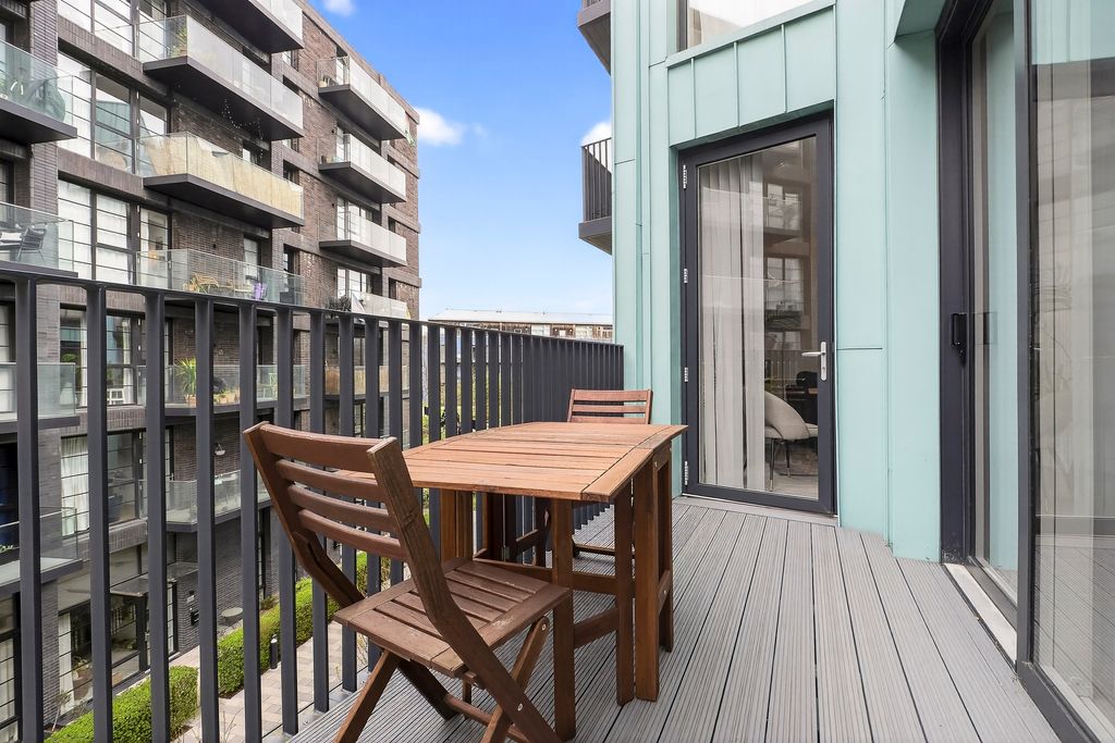 Property photo 3 of 21