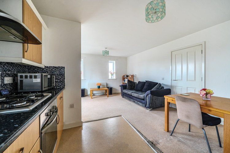 Property photo 2 of 19