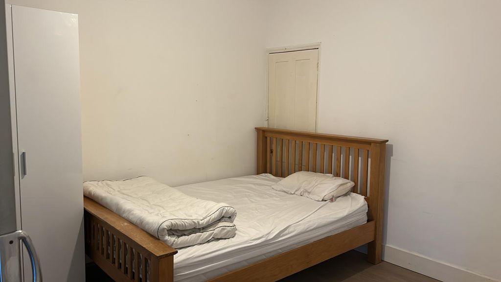 Property photo 3 of 7 Gallery