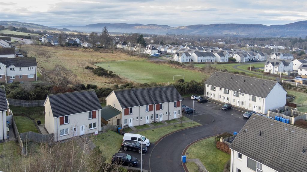 Property photo 2 of 25 Fox Glove0004.Jpg