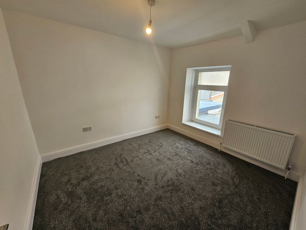 Additional image 6 of 2 bed terraced house to rentKing Street, Neath SA11