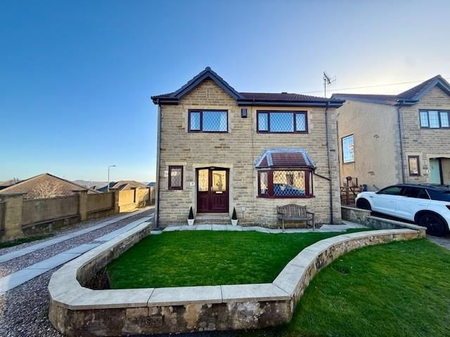 Property photo 1 of 32