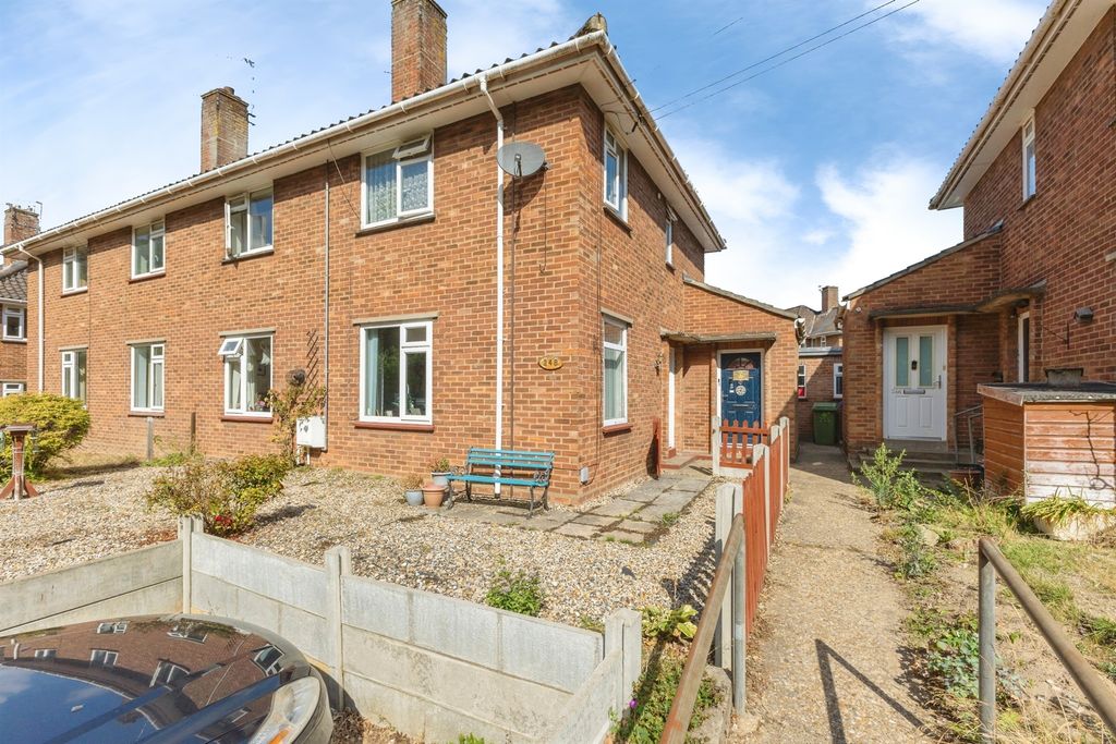 Property photo 3 of 14