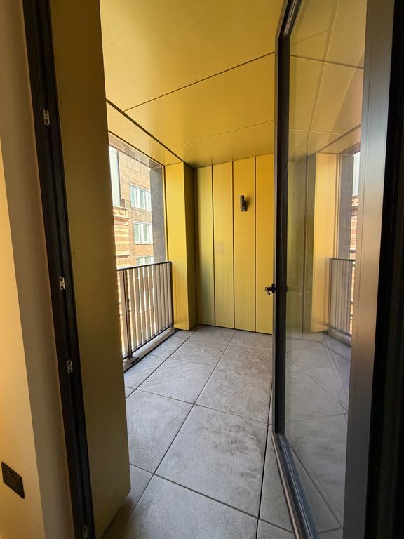 Property photo 3 of 20 Balcony