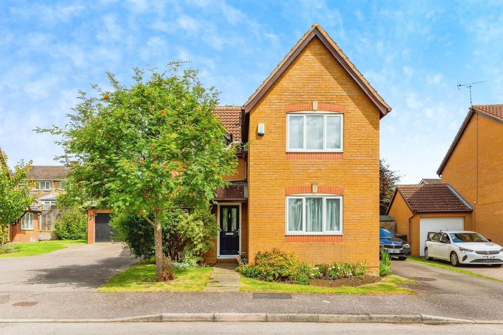 Property photo 1 of 12