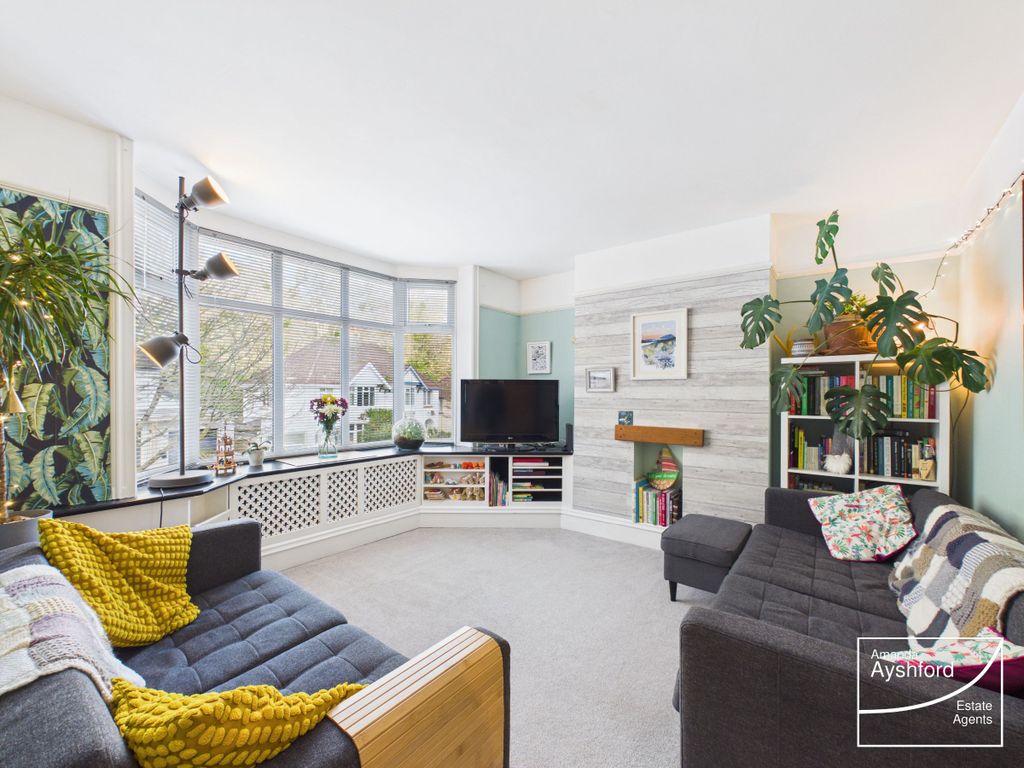 Property photo 2 of 26