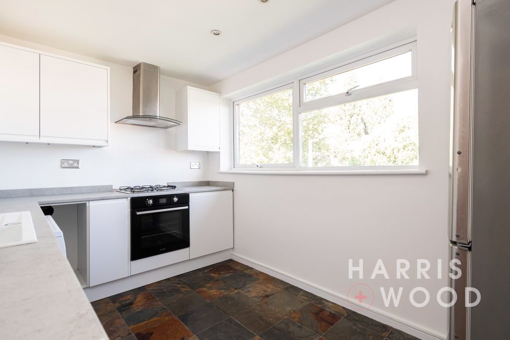 Property photo 2 of 11 6110571
