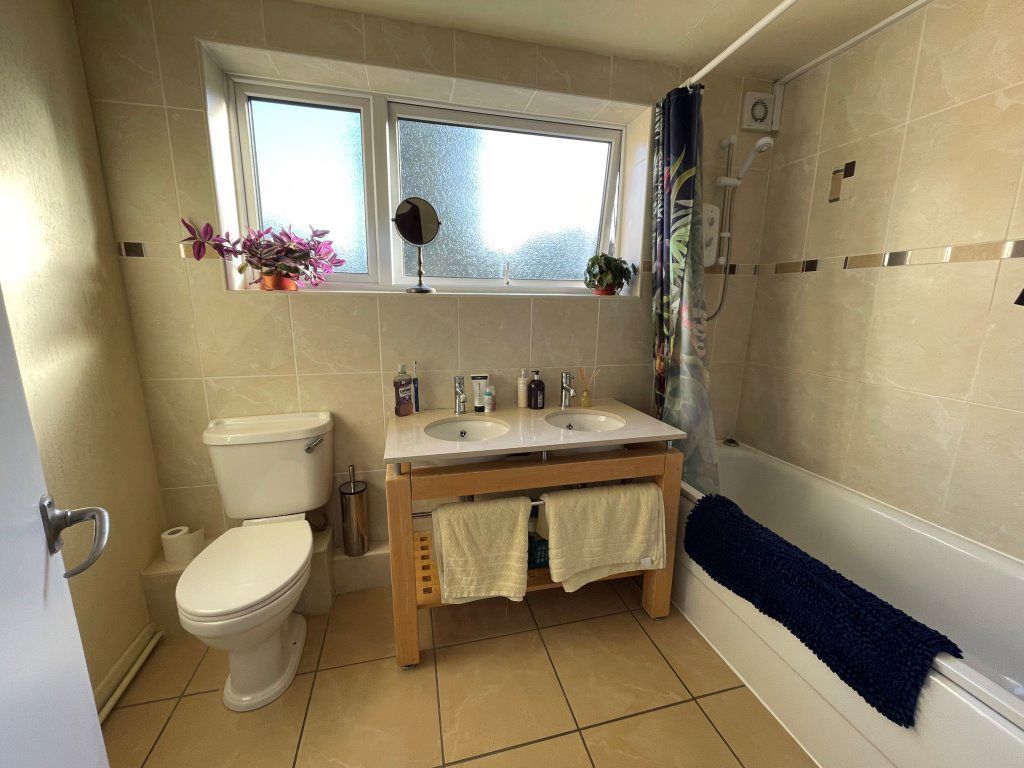 Property photo 3 of 3