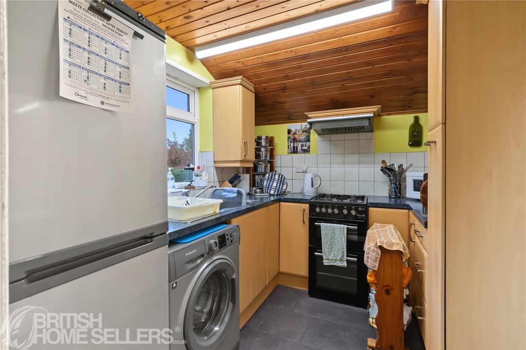Property photo 2 of 14 Picture No. 08