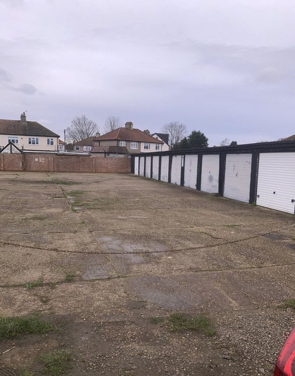 Property photo 1 of 2 Picture No. 02