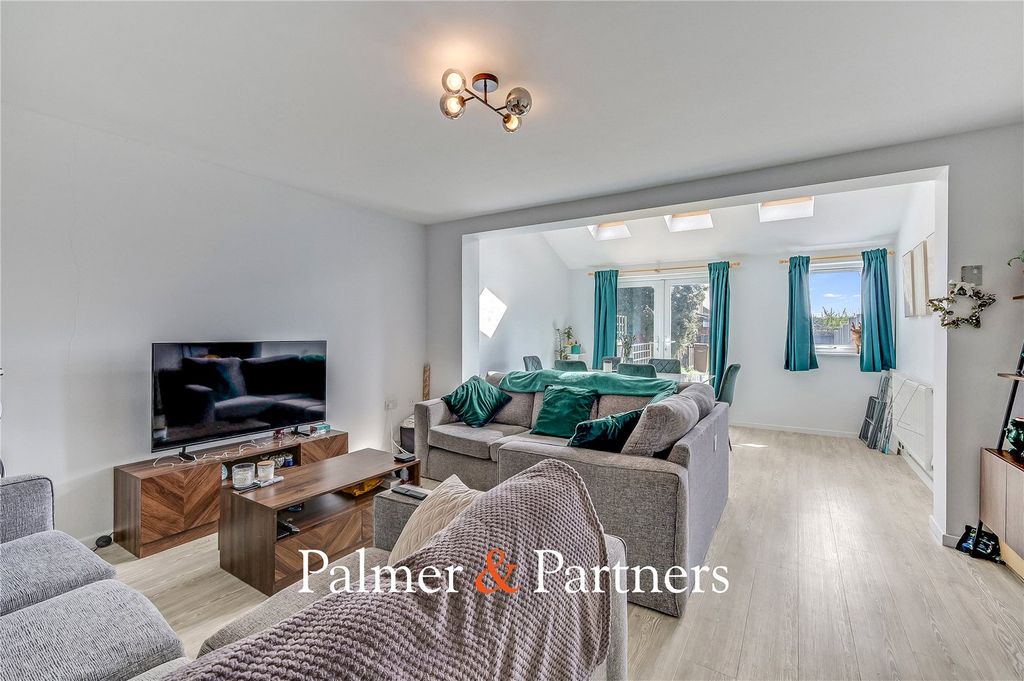 Property photo 1 of 19 Picture No. 13