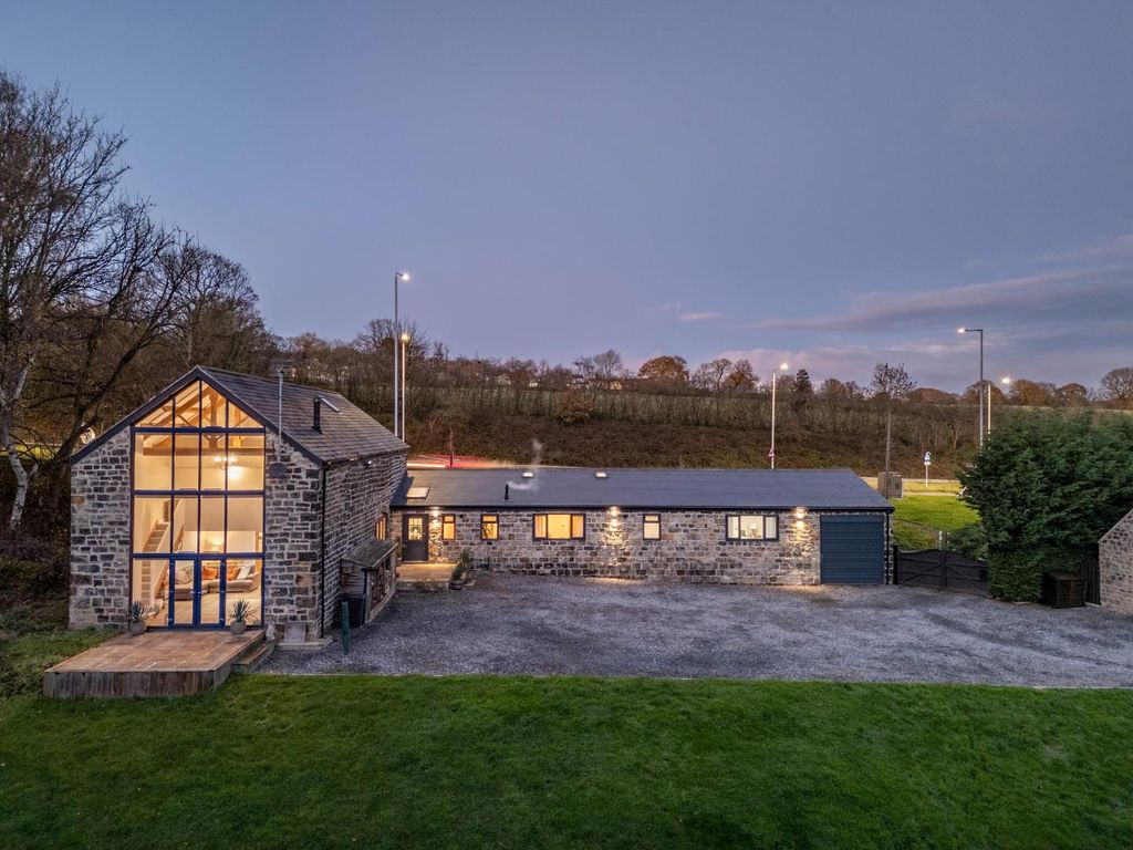 Property photo 1 of 16 Dji_20251119163314_0046_D.Jpg