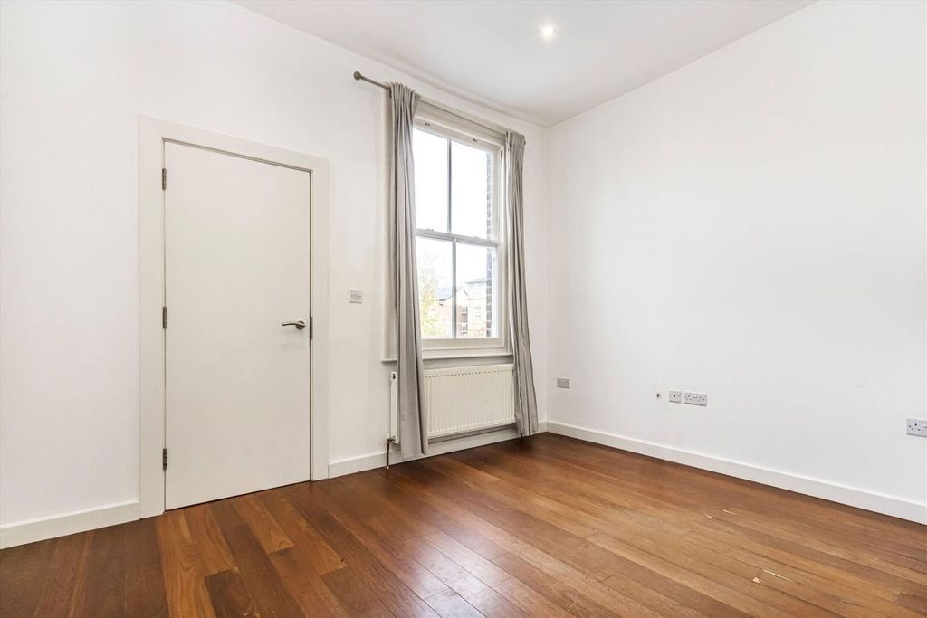 Property photo 2 of 4