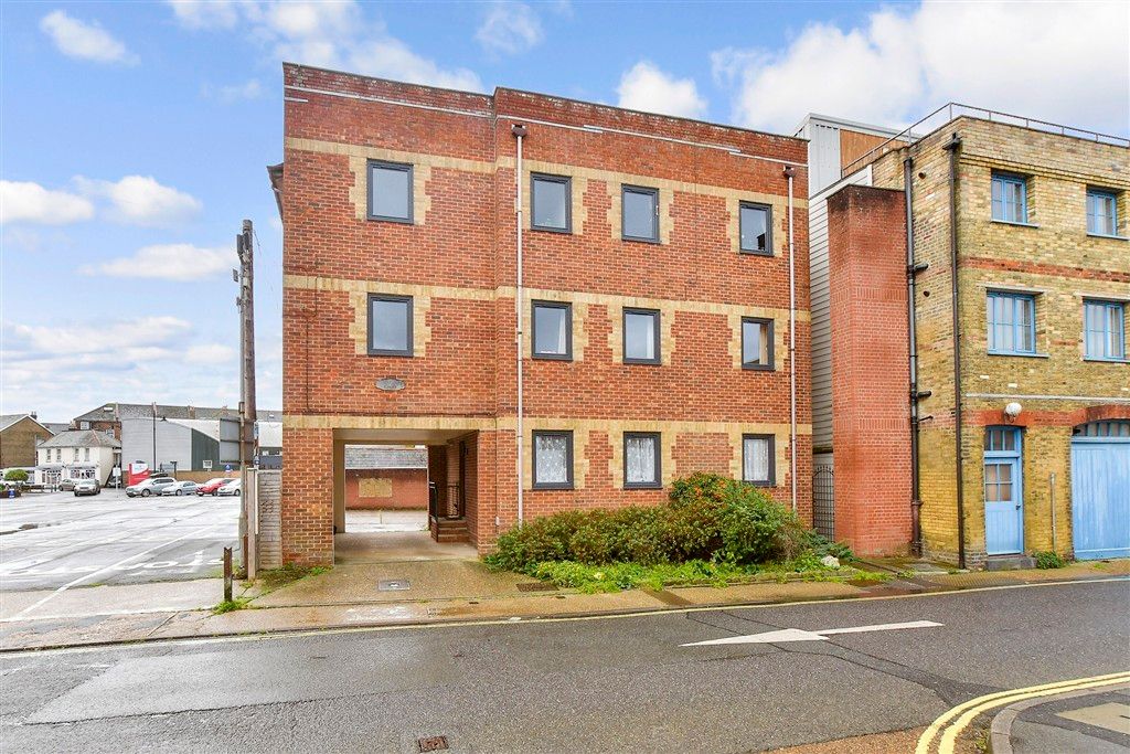 Property photo 2 of 7 External (Web)