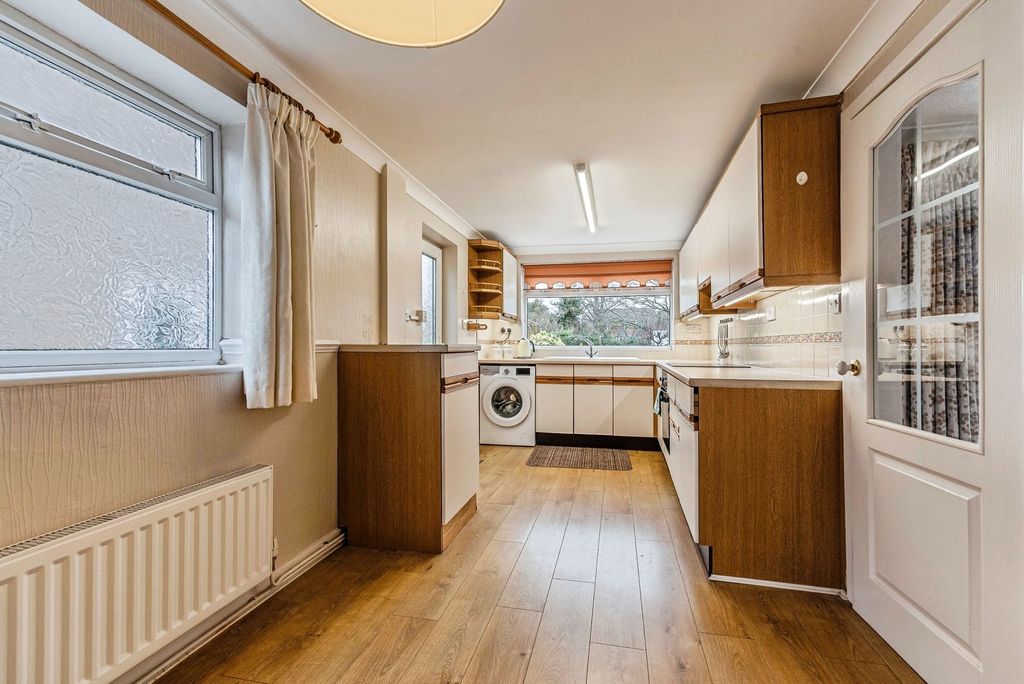 Property photo 3 of 26