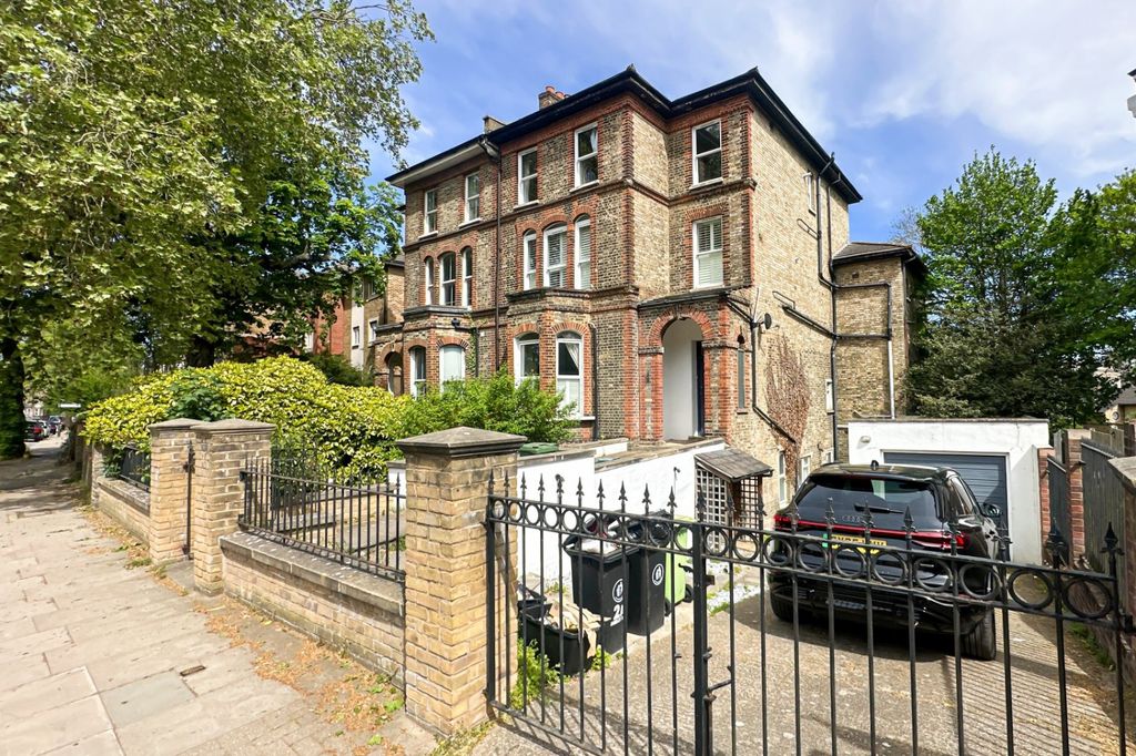 Property photo 2 of 22 Picture No. 03