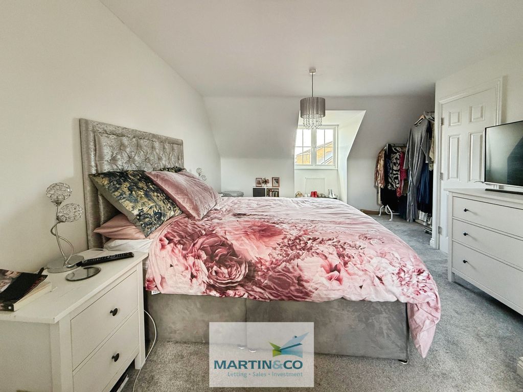 Property photo 3 of 17 55726832-Img_7342