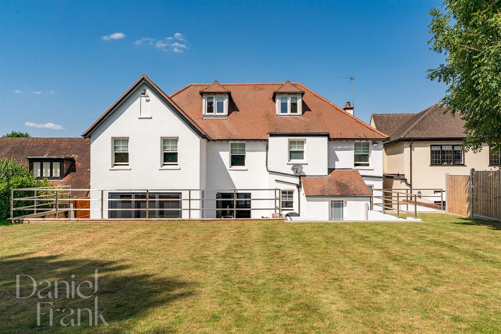 Additional image 51 of 5 bed detached house for saleThe Uplands, Loughton IG10