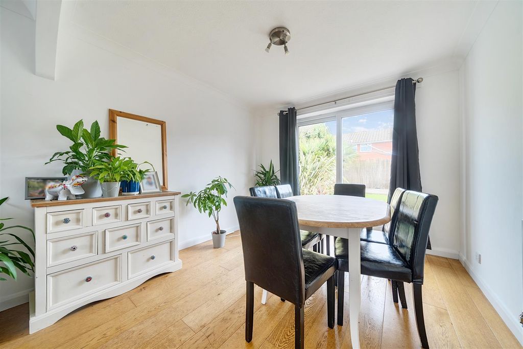 Property photo 2 of 13 Dining Room