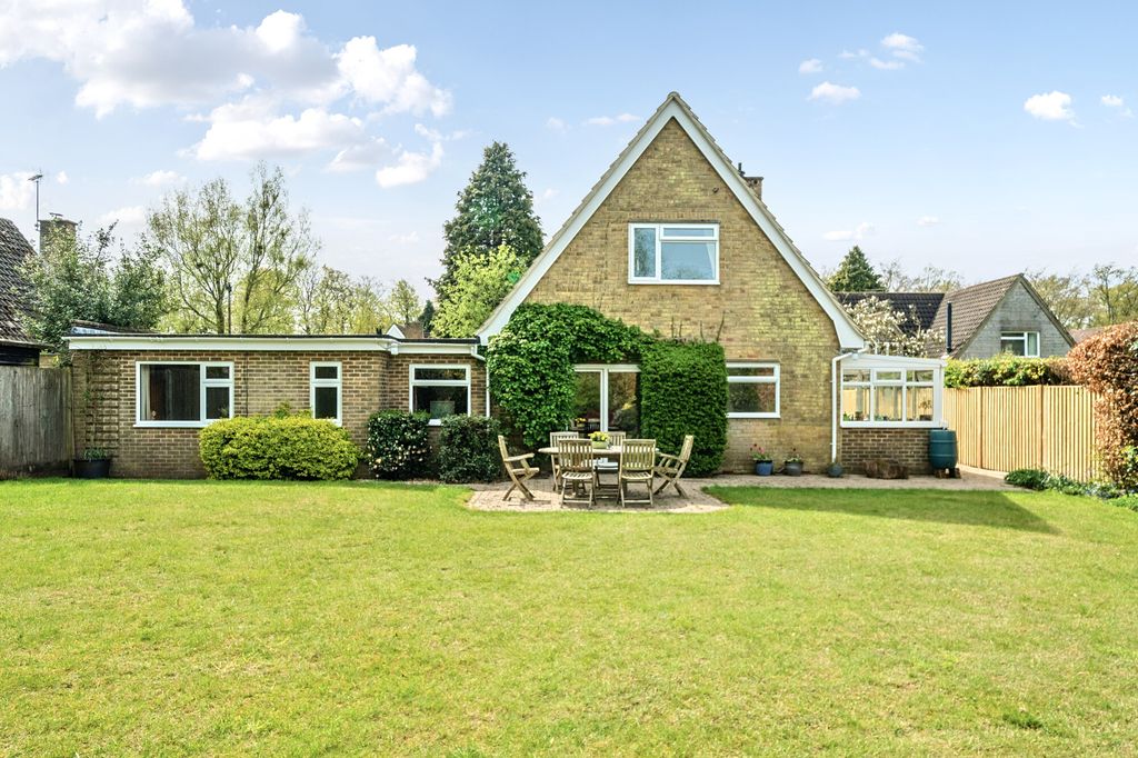 Property photo 3 of 11 3