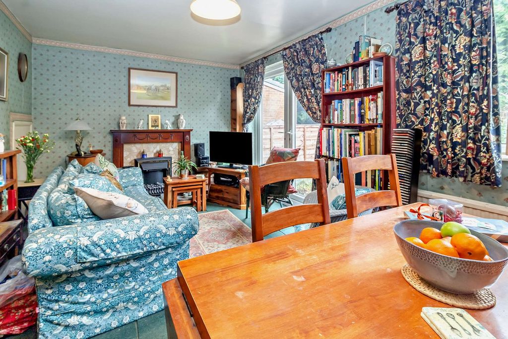Property photo 3 of 19