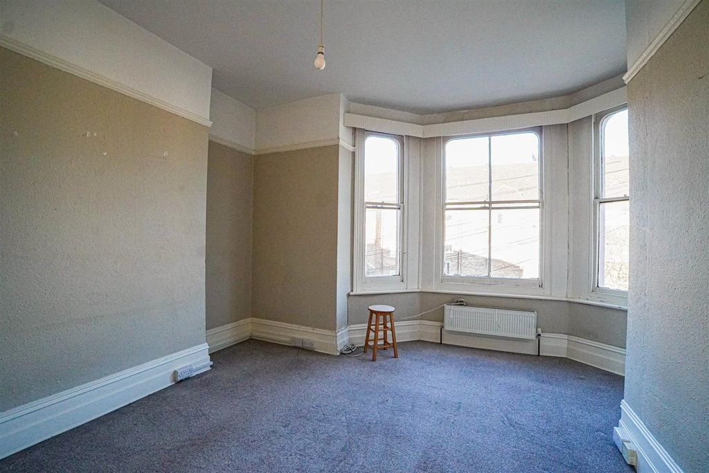 Property photo 3 of 12 Dsc01899.Jpg