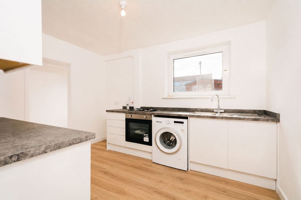 Property photo 1 of 20 Kitchen Ai