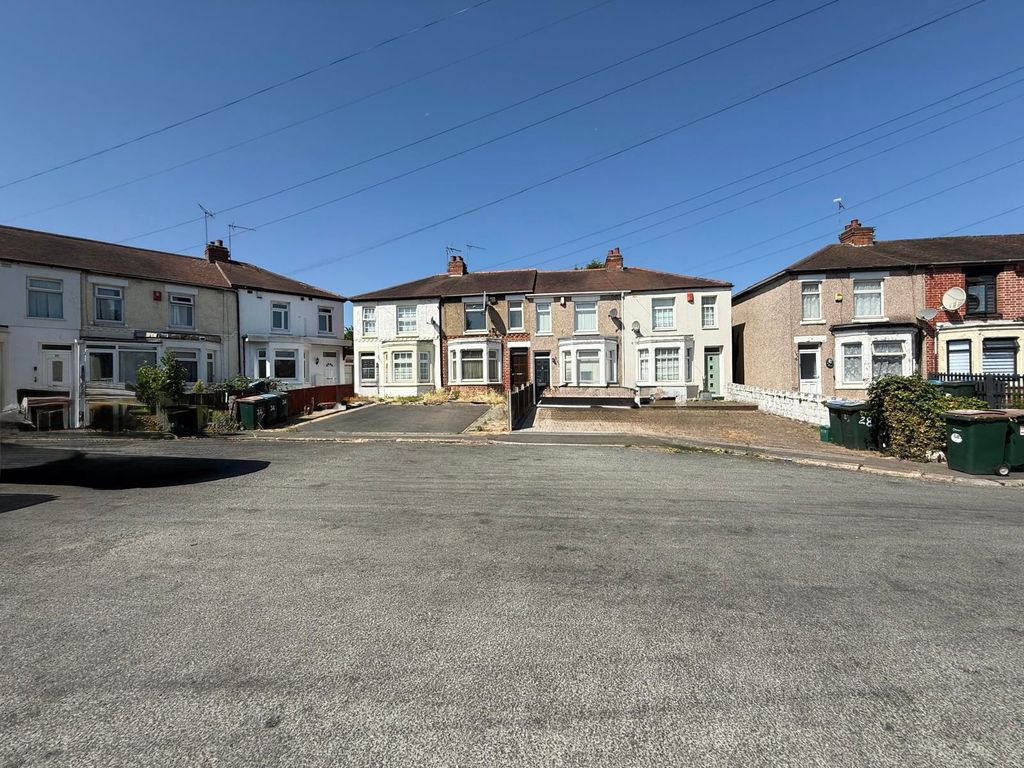 Property photo 2 of 19