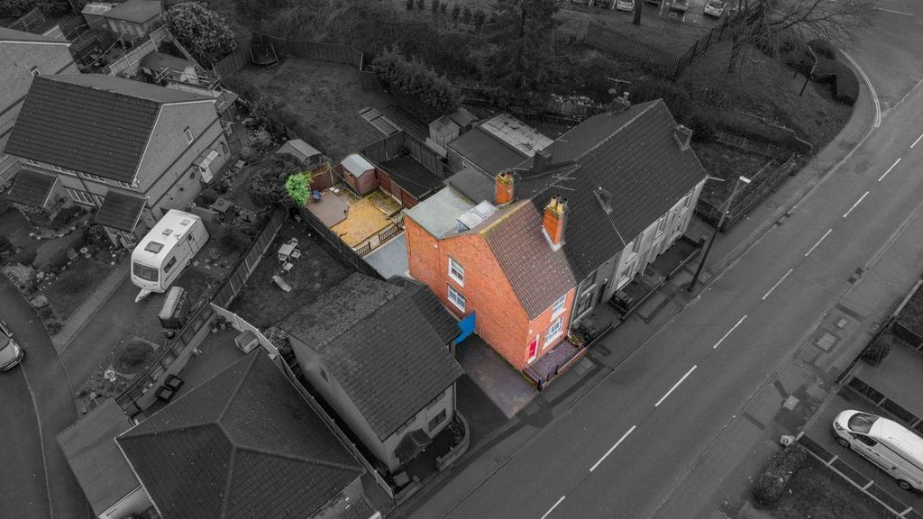 Property photo 2 of 22