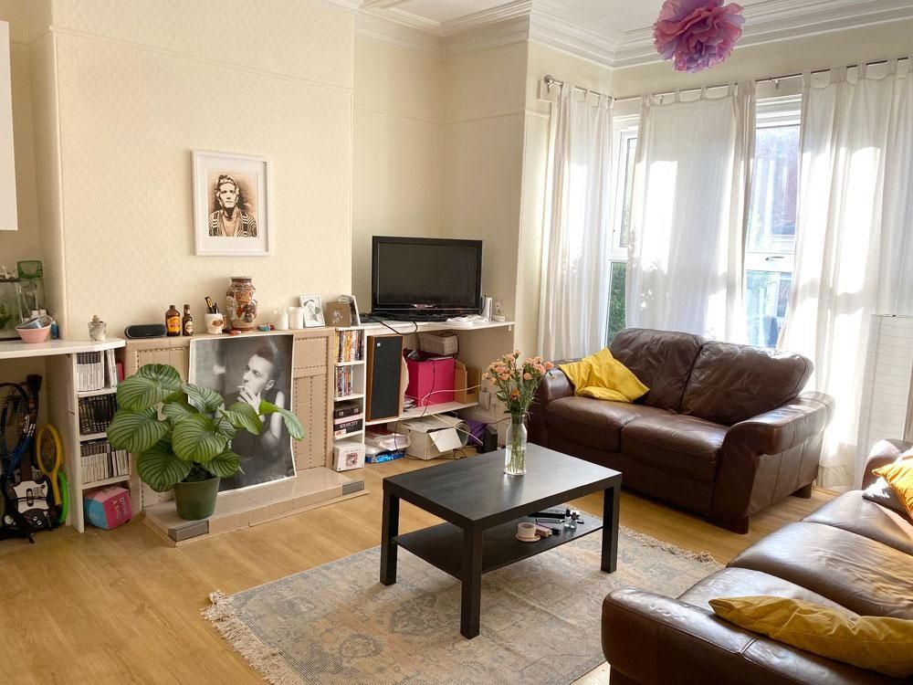 Property photo 1 of 13 Bright, Welcoming Living Room With Large Bay Windo...