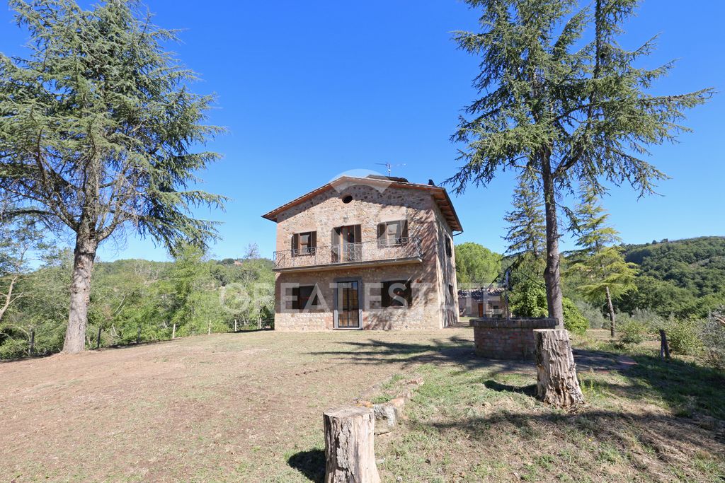 Property photo 2 of 26