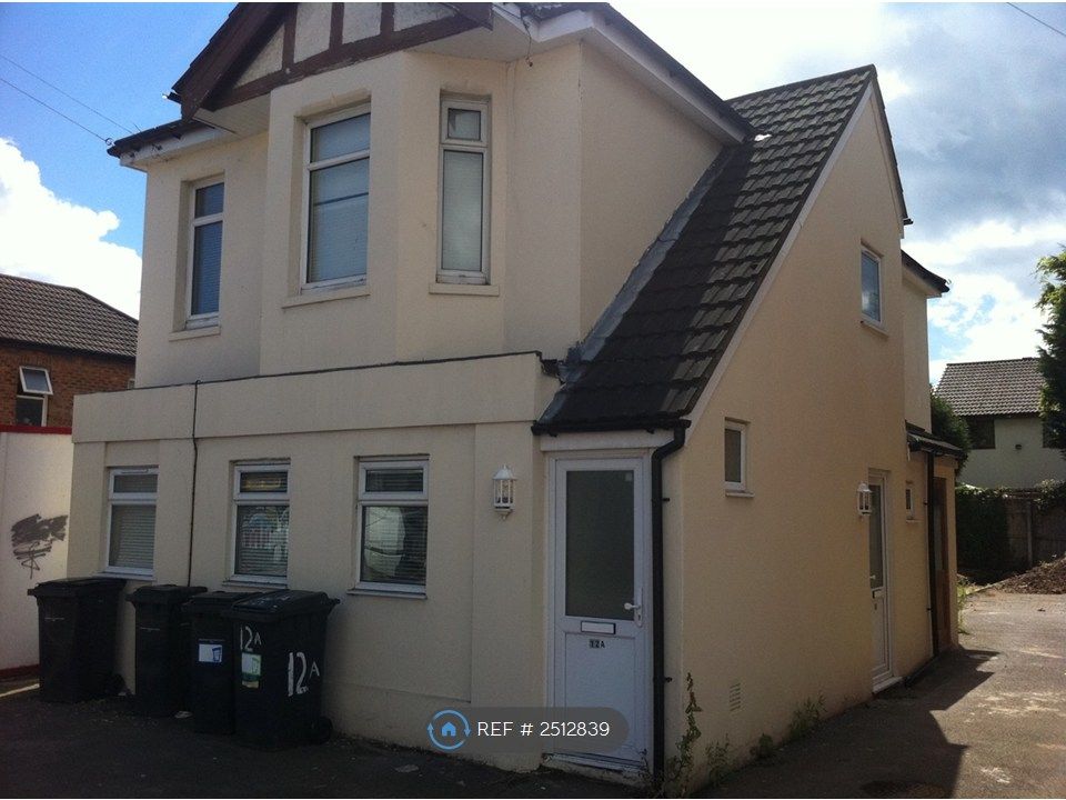 Property photo 1 of 8 External