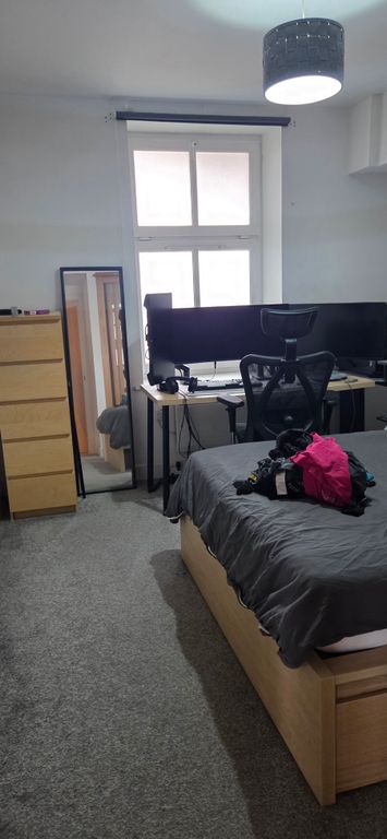 Property photo 3 of 5