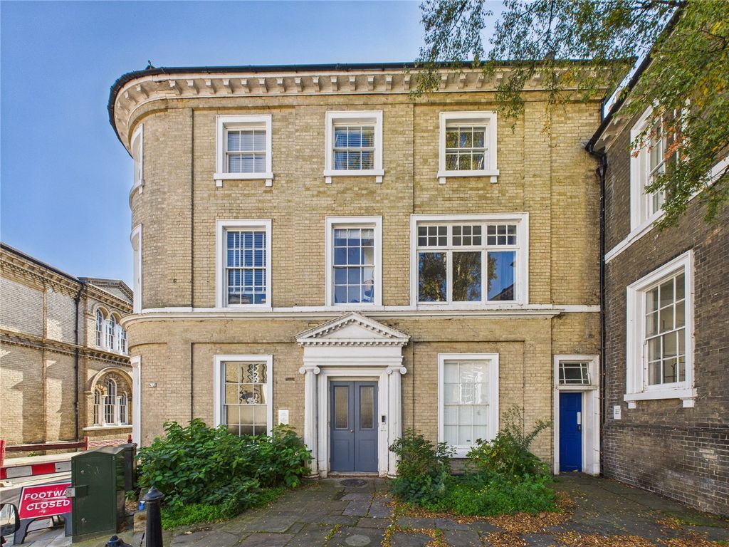 Property photo 1 of 7 1 - Picture No. 01