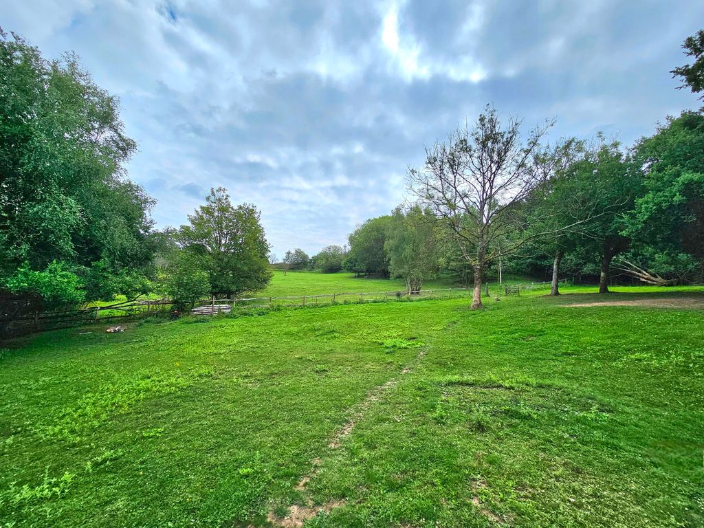 Property photo 2 of 58