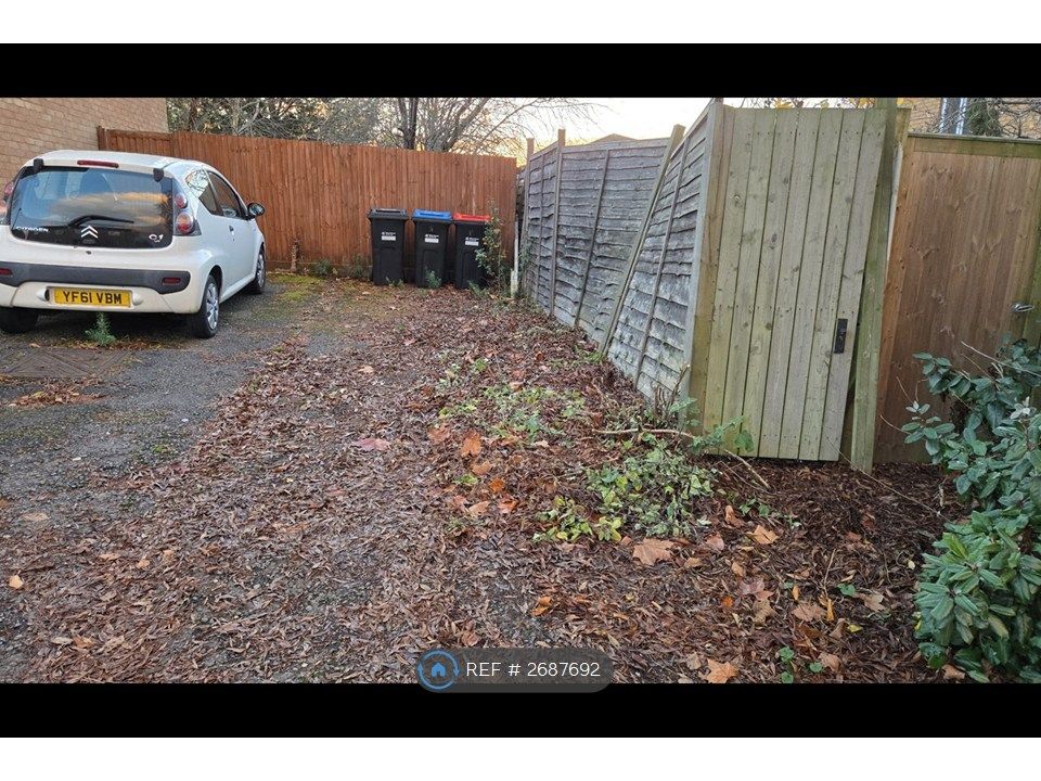 Property photo 2 of 8