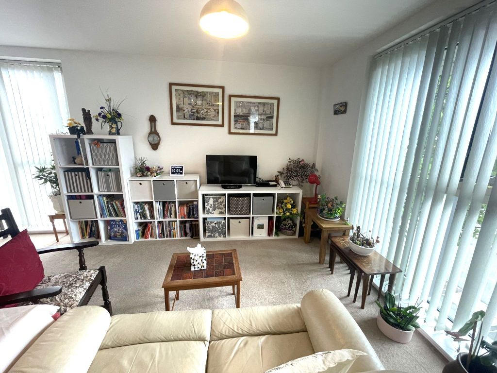 Property photo 2 of 17 Photograph 17