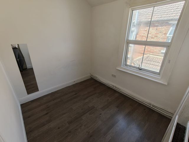 4 bed shared accommodation to rentAshburnham Road, Bedford MK40 photo 4