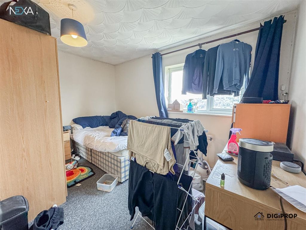 Property photo 1 of 14 Room4_1.Jpg