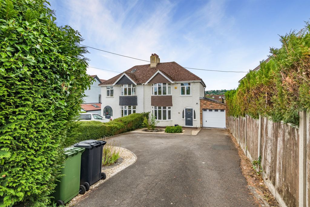 Property photo 1 of 26