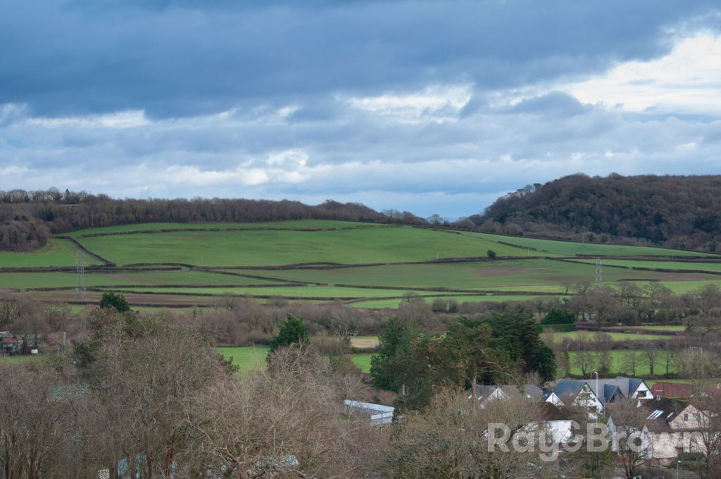 Property photo 1 of 54