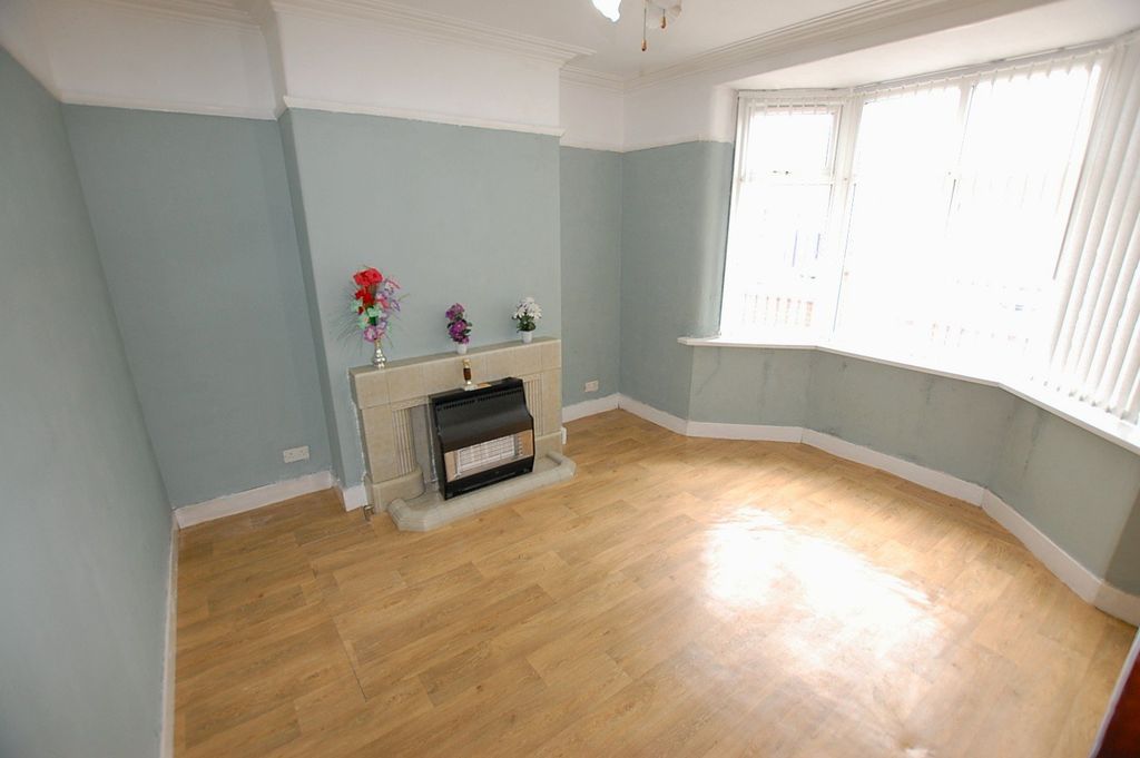 Property photo 3 of 21 Picture No. 06