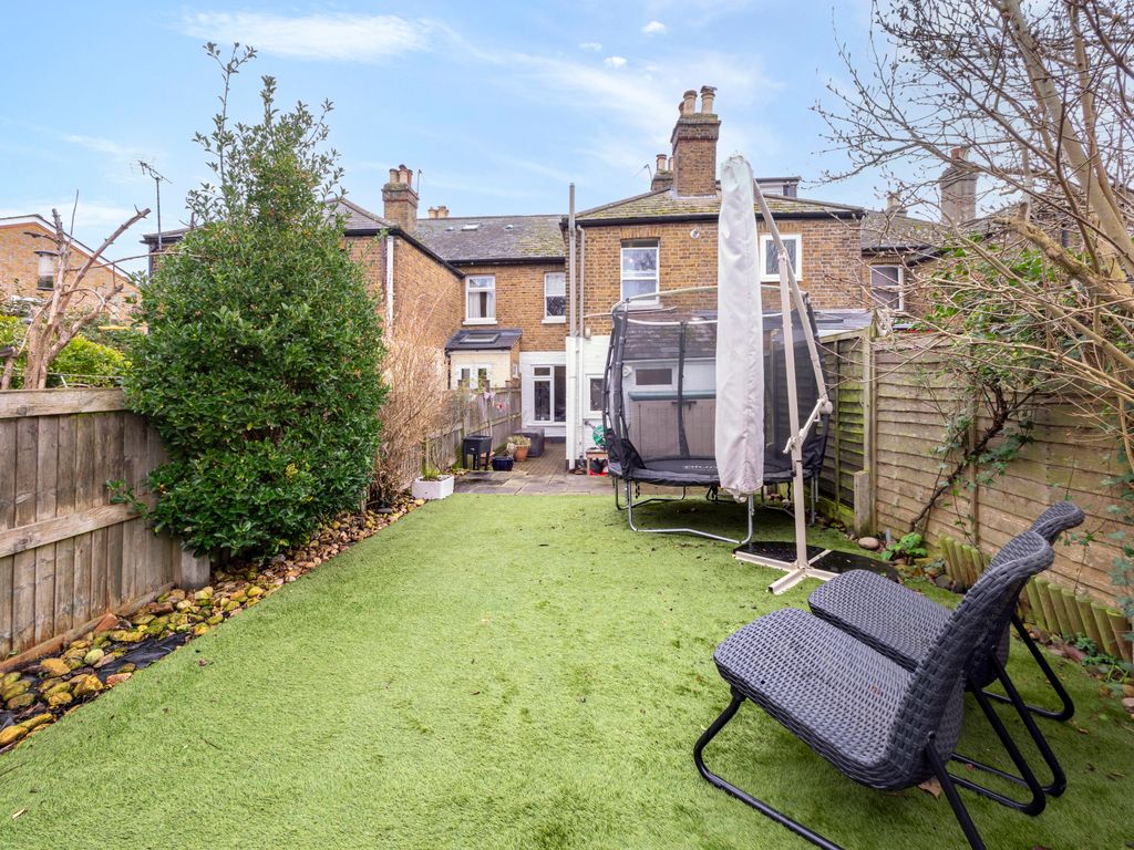 Property photo 3 of 25 Picture No. 33