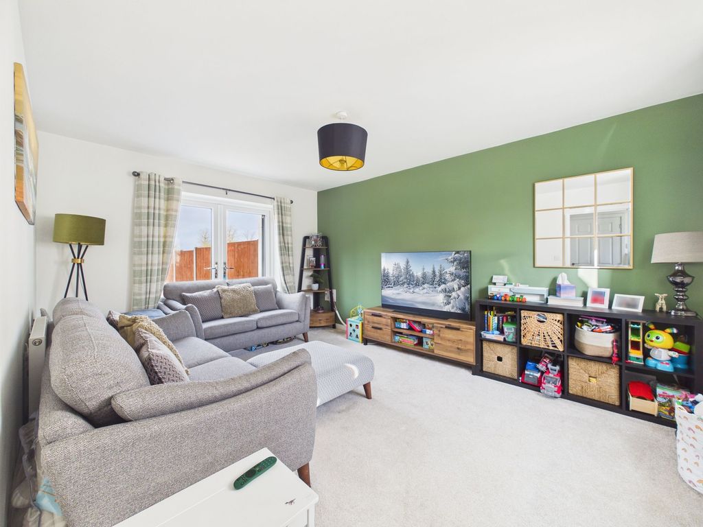 Property photo 3 of 23