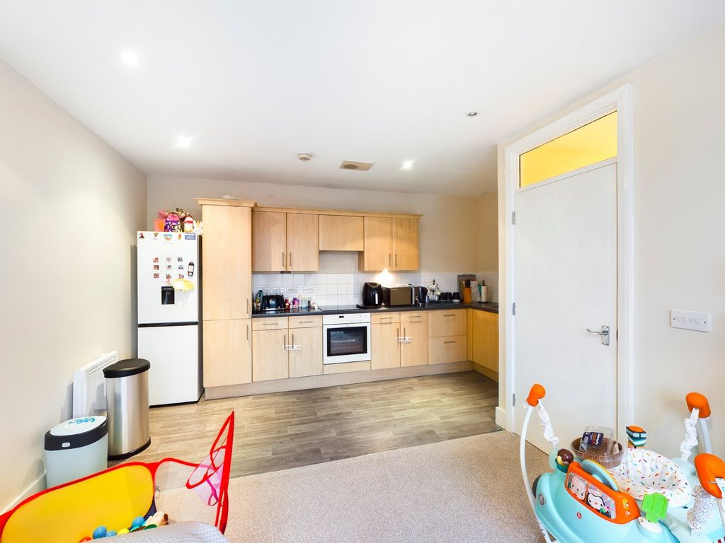 Property photo 3 of 9 Picture No. 19