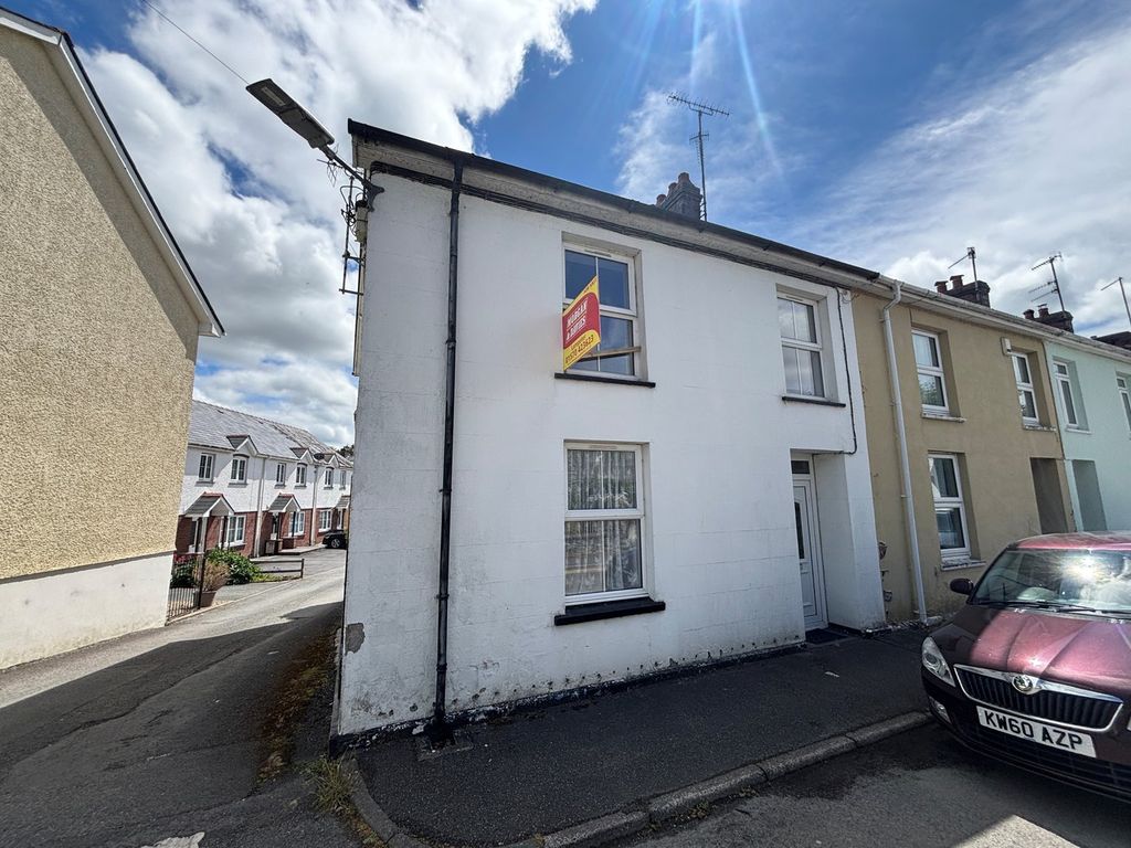 Property photo 1 of 30