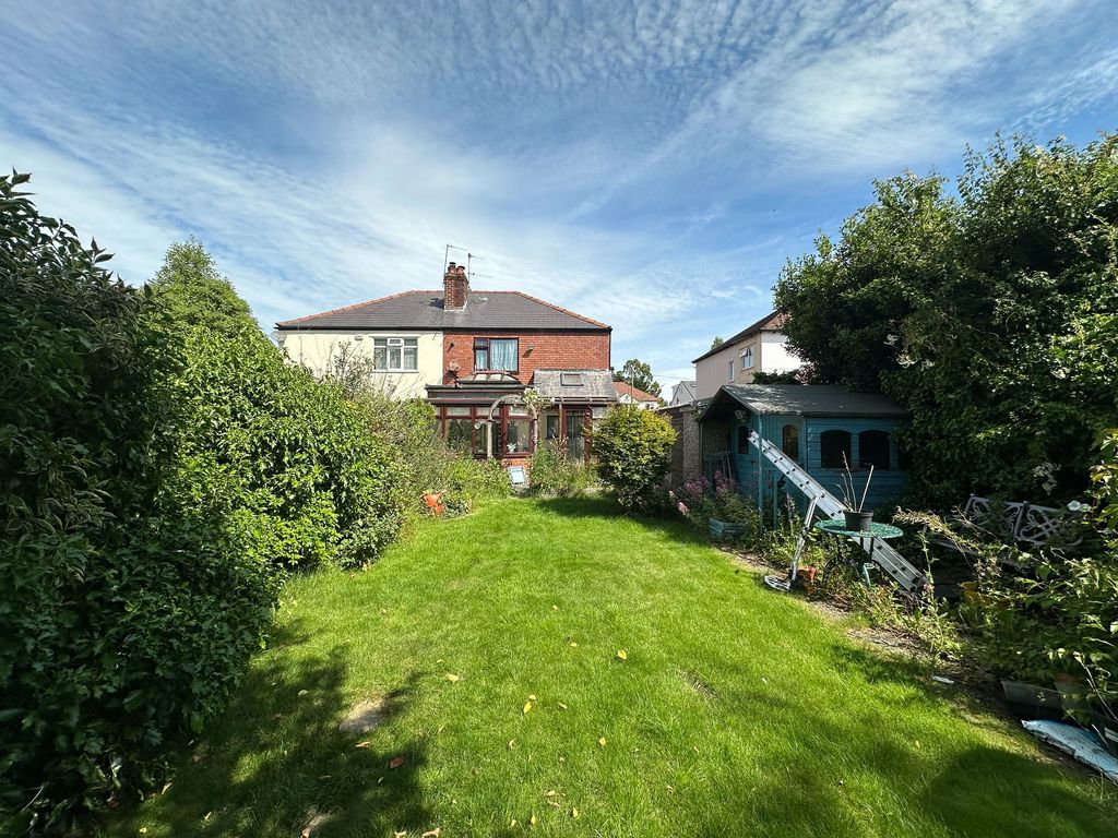 Property photo 2 of 25